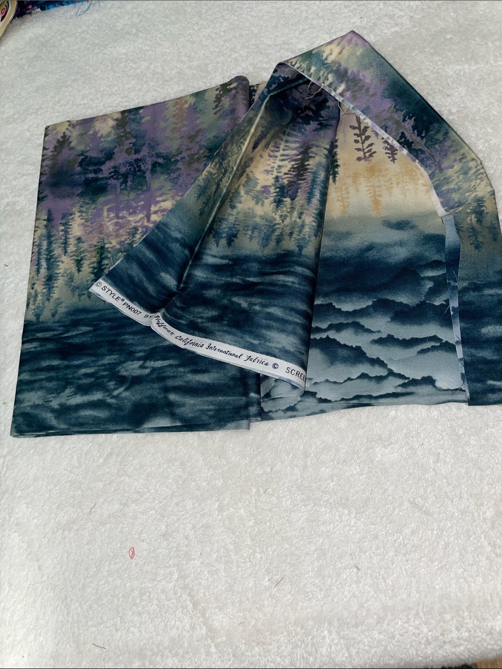 4-5 LB MIXED FABRIC DYED BATIKS SWIRLS BUNDLE • CRAFT & SEWING D4 GOOD USABLE - Picture 4 of 11